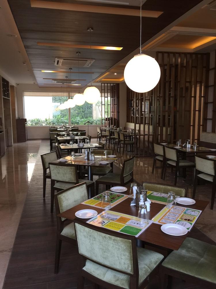柠檬树酒店，60区，古尔冈 外观 照片